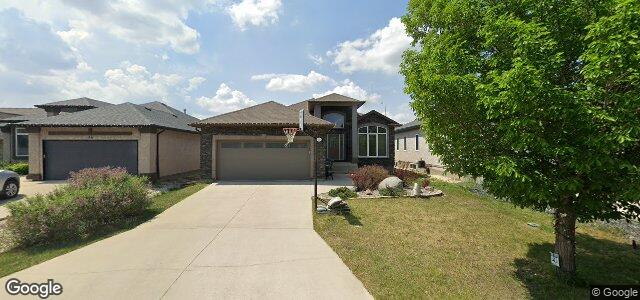Photo of 10 Laurel Ridge Drive in Winnipeg, Manitoba