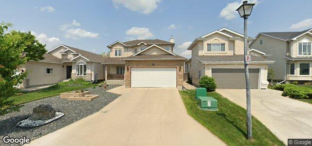 Photo of 15 Deer Run Drive in Winnipeg, Manitoba