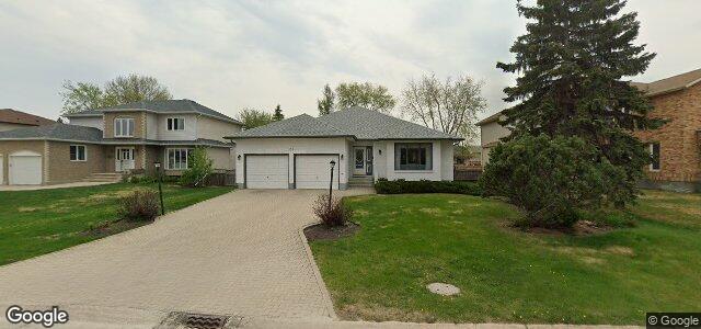 151 Queen'S Park Crescent（加拿大曼尼托巴省溫尼伯市）房屋照片