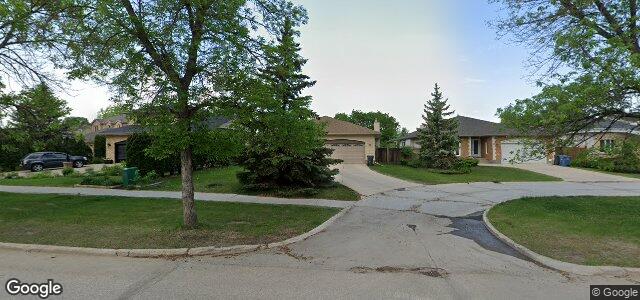 Larawan ng 221 Lindenwood Drive E sa Winnipeg, Manitoba