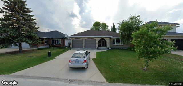 Photo of 86 Hollington Road in Winnipeg, Manitoba