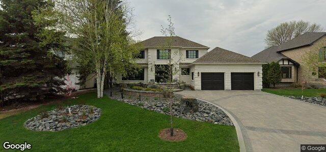 Photo of 94 Queen'S Park Crescent in Winnipeg, Manitoba