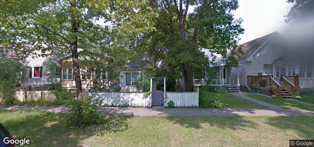 Larawan ng 323 Arnold Avenue sa Winnipeg, Manitoba