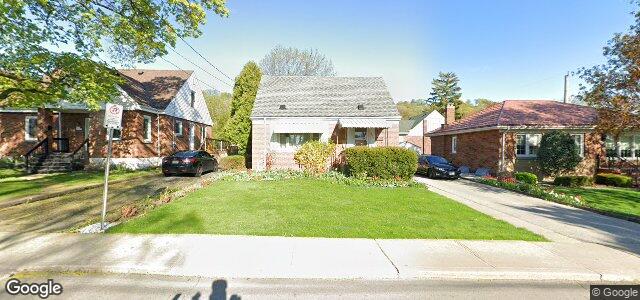 Photo of 332 Rosedale Avenue in Winnipeg, Manitoba