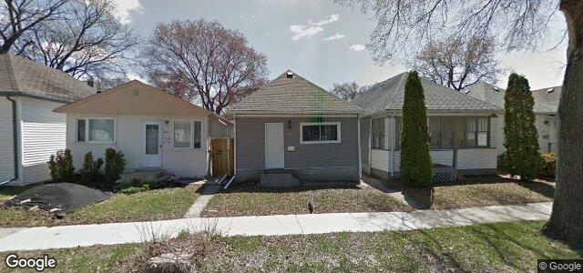 Photo of 578 Hethrington Avenue in Winnipeg, Manitoba