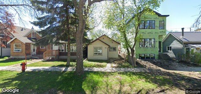 Photo of 582 Kylemore Avenue in Winnipeg, Manitoba