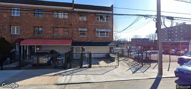 Photo of 620 Rosedale Avenue in Winnipeg, Manitoba