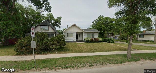 Larawan ng 825 Jubilee Avenue sa Winnipeg, Manitoba
