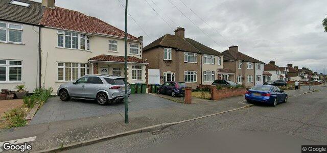 Larawan ng 73 Lansdowne Avenue sa Winnipeg, Manitoba