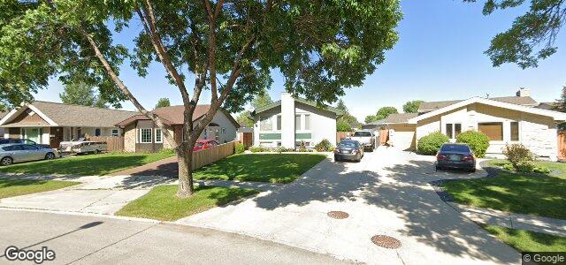 105 Skrypnyk Crescent ਦੀ ਫੋਟੋ, ਵਿਨੀਪਿਗ, ਮੈਨੀਟੋਬਾ