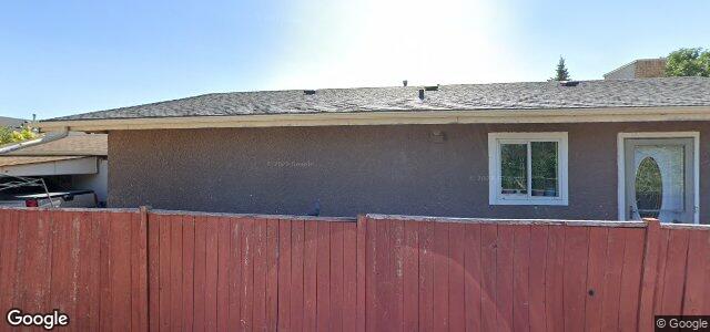 Larawan ng 203 Ritchie Street sa Winnipeg, Manitoba