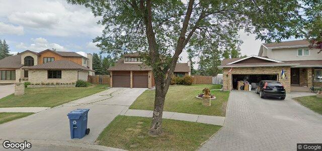 Larawan ng 210 Leahcrest Crescent sa Winnipeg, Manitoba