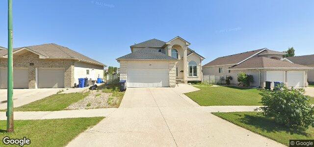 Larawan ng 99 Foxwarren Drive sa Winnipeg, Manitoba