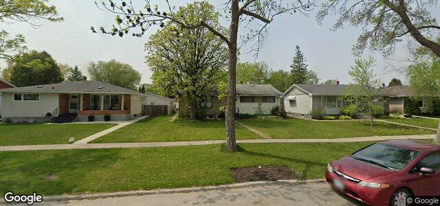 Photo of 869 Renfrew Street in Winnipeg, Manitoba
