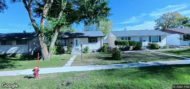 Photo of 912 Renfrew Street in Winnipeg, Manitoba