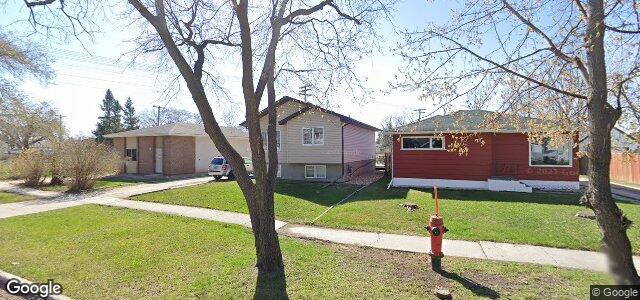 Larawan ng 1110 Waller Avenue sa Winnipeg, Manitoba