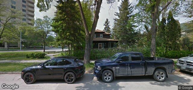 611 Wardlaw Avenue（加拿大曼尼托巴省温尼伯市）房屋照片