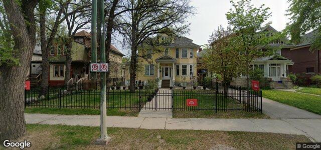 800 Grosvenor Avenue ਦੀ ਫੋਟੋ, ਵਿਨੀਪਿਗ, ਮੈਨੀਟੋਬਾ