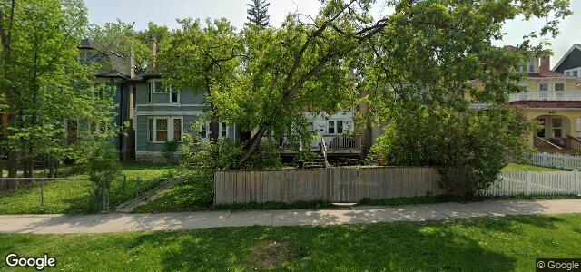898 Mcmillan Avenue ਦੀ ਫੋਟੋ, ਵਿਨੀਪਿਗ, ਮੈਨੀਟੋਬਾ