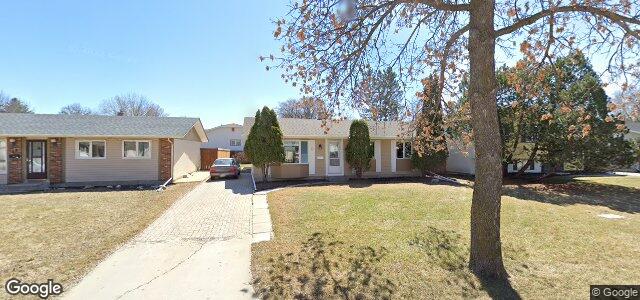 10 Brixford Crescent（加拿大曼尼托巴省溫尼伯市）房屋照片