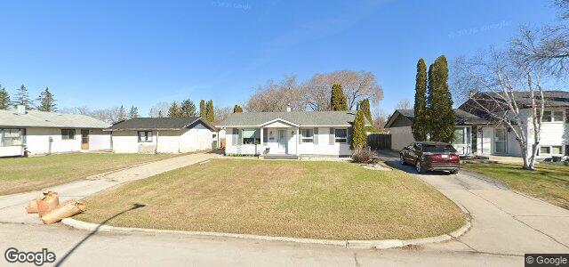 Larawan ng 11 Willowmeade Crescent sa Winnipeg, Manitoba