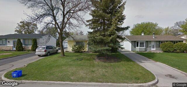 Larawan ng 110 Pembridge Bay sa Winnipeg, Manitoba