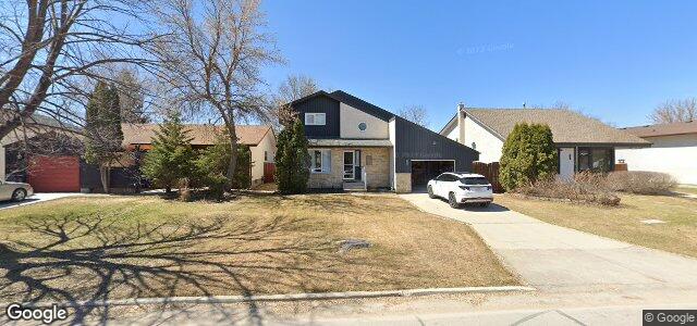 Photo of 112 Hawkins Crescent in Winnipeg, Manitoba