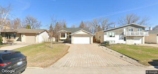 Photo of 131 Knightsbridge Drive in Winnipeg, Manitoba