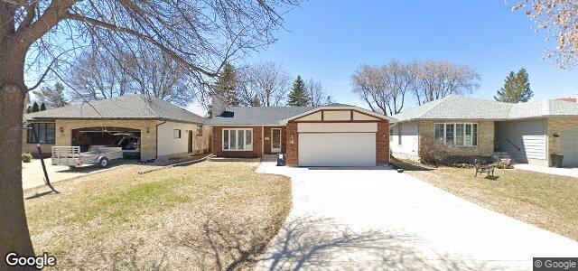 Photo of 18 Lafortune Bay in Winnipeg, Manitoba