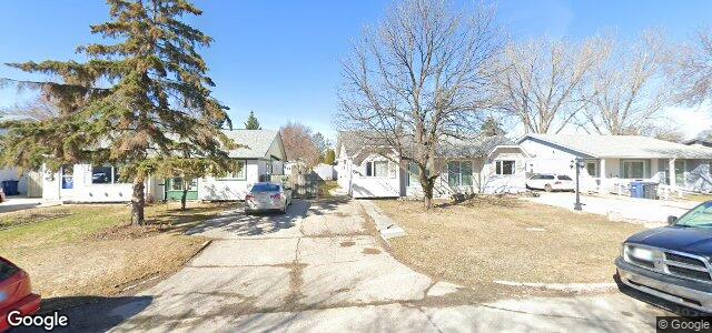 Photo of 239 Knightsbridge Drive in Winnipeg, Manitoba
