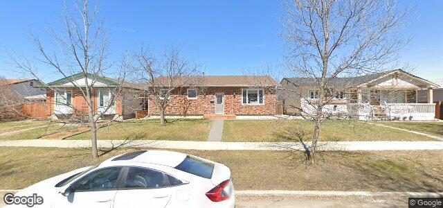 51 Hawkins Crescent（加拿大曼尼托巴省温尼伯市）房屋照片