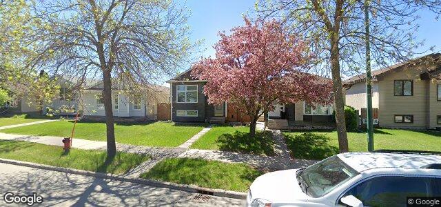 Photo of 1214 Devonshire Drive W in Winnipeg, Manitoba