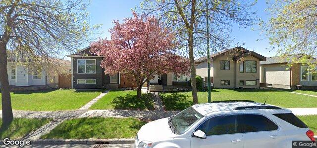 Photo of 1218 Devonshire Drive W in Winnipeg, Manitoba