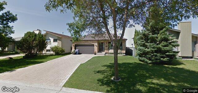 Larawan ng 152 Woodside Crescent sa Winnipeg, Manitoba