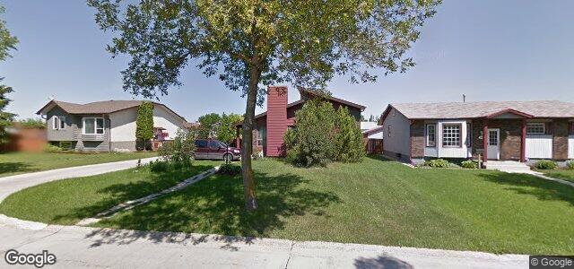 Larawan ng 176 Woodside Crescent sa Winnipeg, Manitoba