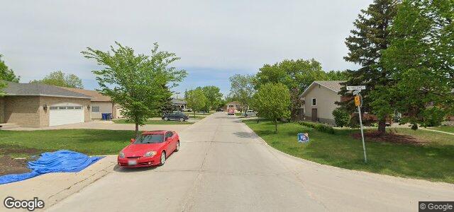 Photo of 2 Long Point Bay in Winnipeg, Manitoba