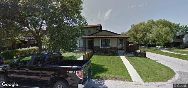 Photo of 32 Meadow Gate Drive in Winnipeg, Manitoba