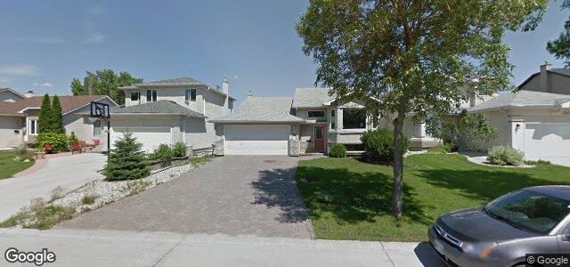 Photo of 96 Beachside Bay in Winnipeg, Manitoba