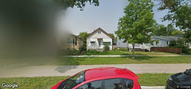 Larawan ng 121 Pandora Avenue E sa Winnipeg, Manitoba