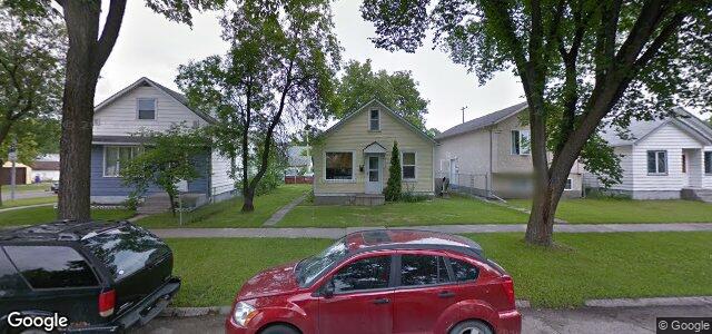 Photo of 361 Melrose Avenue W in Winnipeg, Manitoba