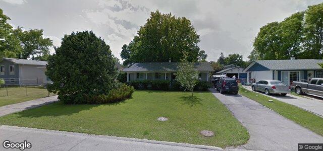 30 Metz Street ਦੀ ਫੋਟੋ, ਵਿਨੀਪਿਗ, ਮੈਨੀਟੋਬਾ