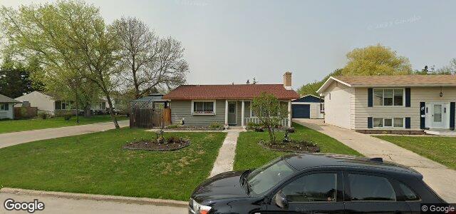 31 Blue Spruce Crescent（加拿大曼尼托巴省温尼伯市）房屋照片