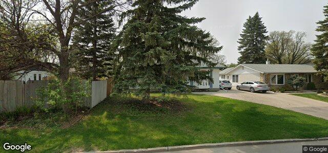 Photo of 46 Oakleaf Drive in Winnipeg, Manitoba