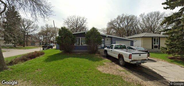 Photo of 8 Mcmurray Bay in Winnipeg, Manitoba