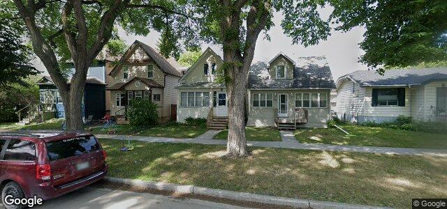 Photo of 886 Strathcona Street in Winnipeg, Manitoba