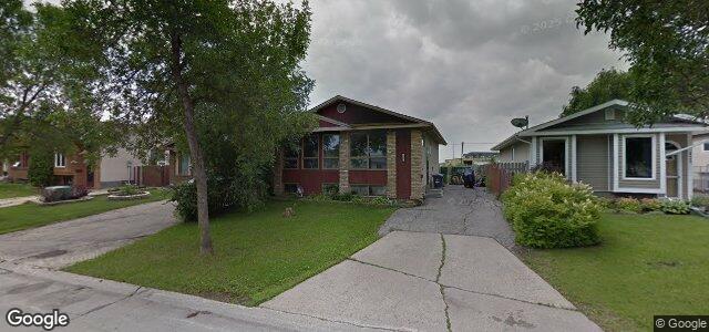 Larawan ng 127 Cedargrove Crescent sa Winnipeg, Manitoba