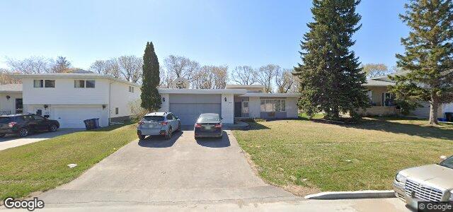 Larawan ng 166 Thatcher Drive sa Winnipeg, Manitoba