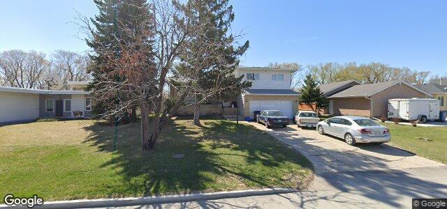Larawan ng 172 Thatcher Drive sa Winnipeg, Manitoba