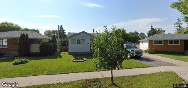 Larawan ng 450 Locksley Bay sa Winnipeg, Manitoba