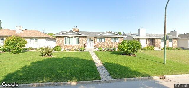 Photo of 504 Weedon Street in Winnipeg, Manitoba